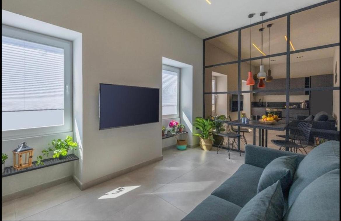 New - Designer Finished 1 Bedroom Apartment A 5 Minutes Ferry Away From Valletta Моста Екстер'єр фото