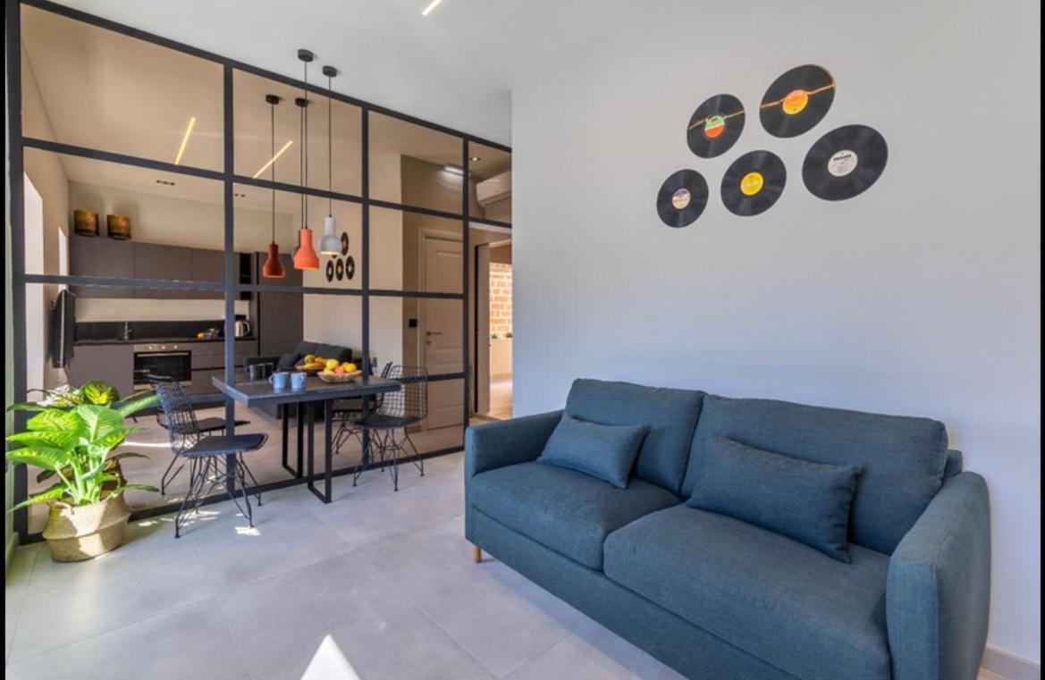 New - Designer Finished 1 Bedroom Apartment A 5 Minutes Ferry Away From Valletta Моста Екстер'єр фото