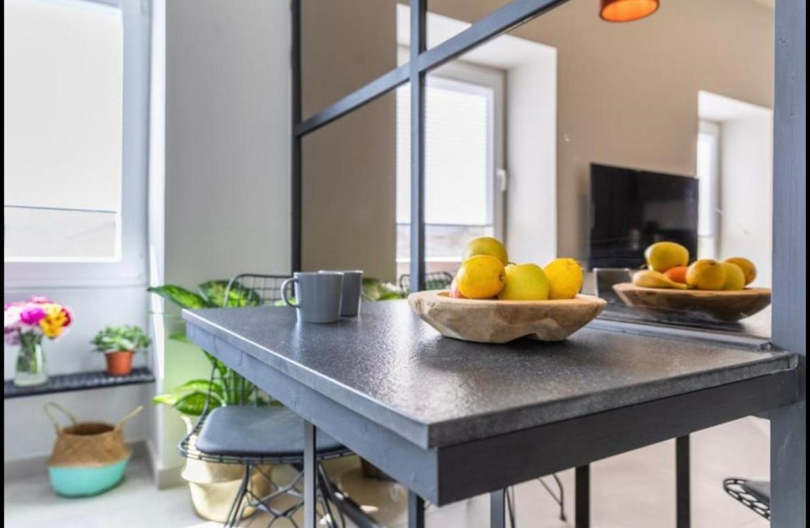 New - Designer Finished 1 Bedroom Apartment A 5 Minutes Ferry Away From Valletta Моста Екстер'єр фото